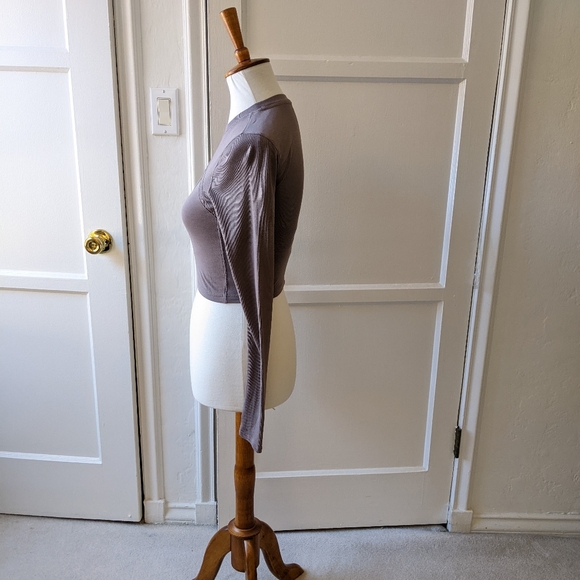 Lululemon Better Best Long Sleeve size 4 - Picture 4 of 10